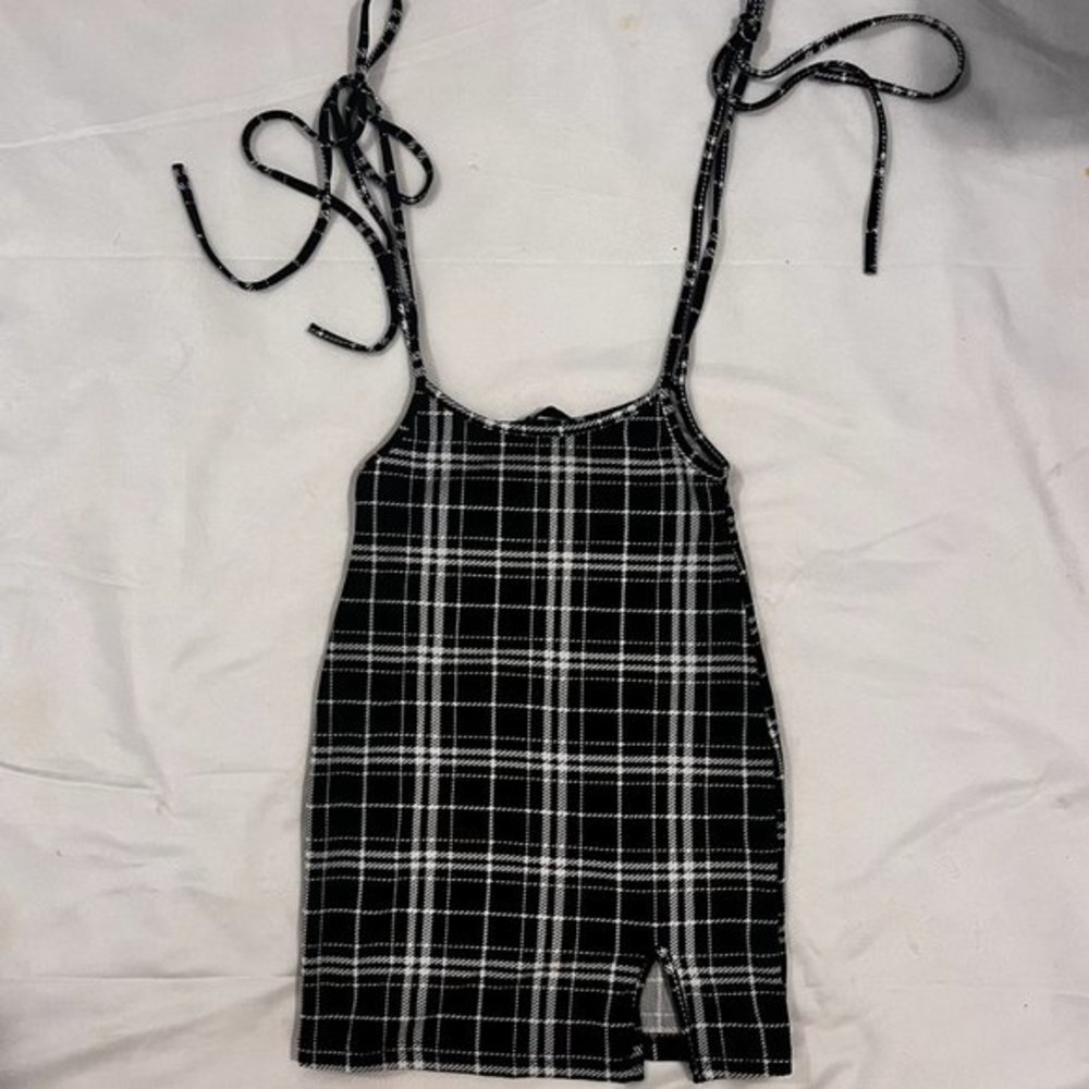 SHEIN Checkered Suspender Mini Skirt w/ Slit sz XS
